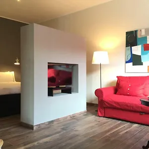 charming-new-loft.emilia-romagnahotels.net/